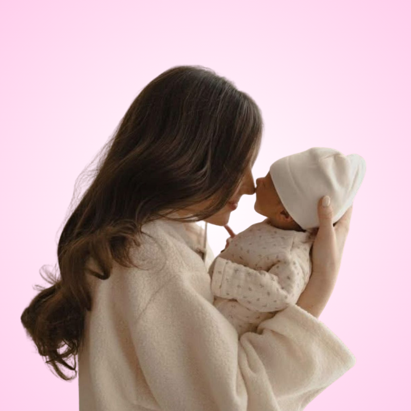 الام والطفل